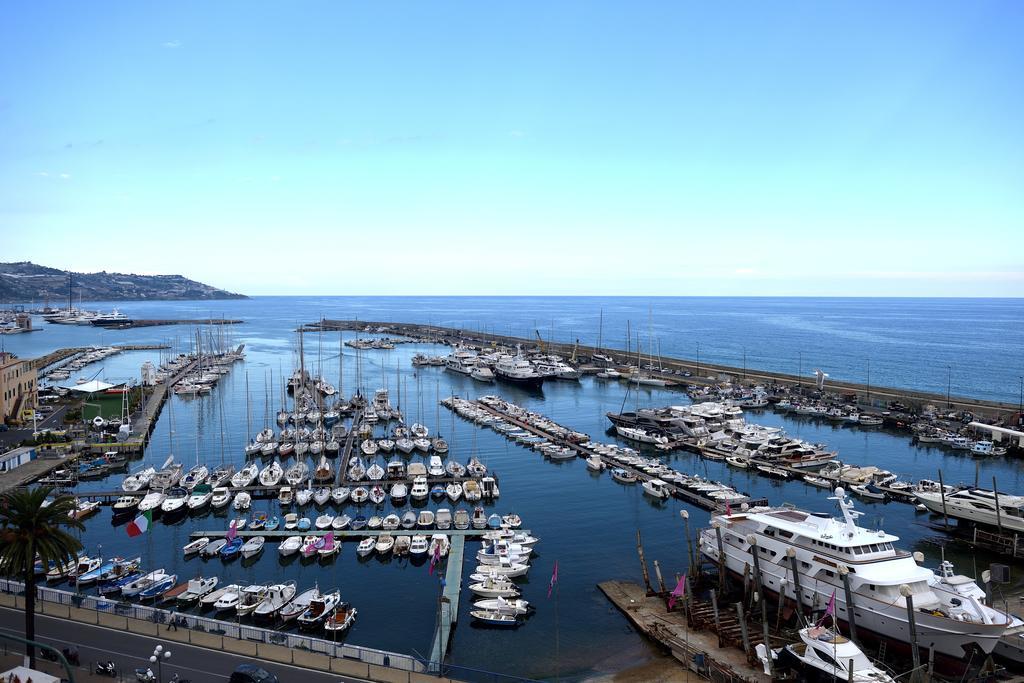 Hotel Gioberti House Sanremo Exterior foto