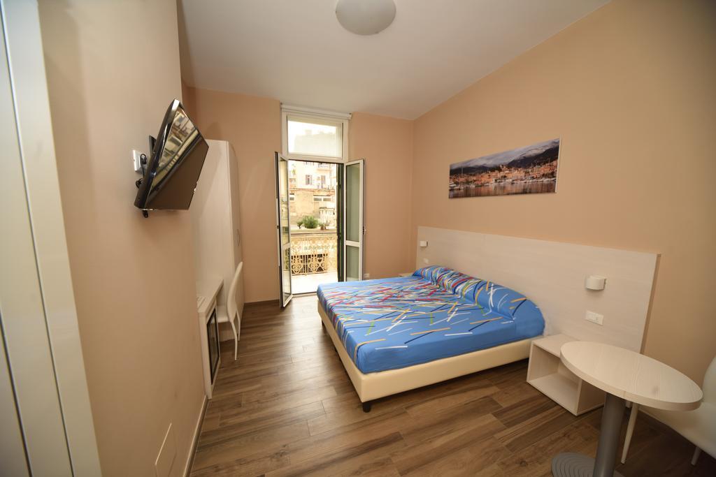 Hotel Gioberti House Sanremo Exterior foto
